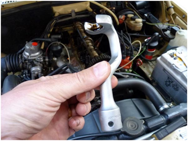 Datei:Ventile einstellen-01.jpg