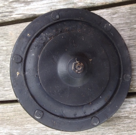 Datei:Hupe vorn original.jpg