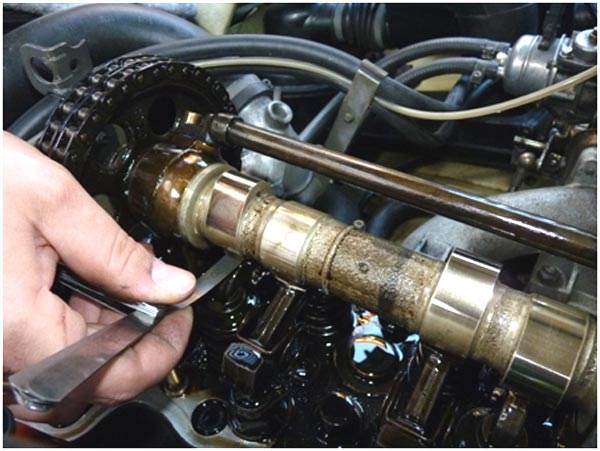 Datei:Ventile einstellen-11.jpg