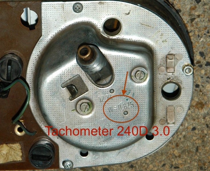 Datei:Tacho 240D3.jpg